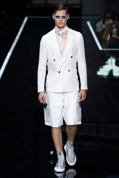 Look 91